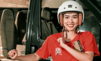 Diệp Bảo Ngọc kiêu ngạo, đỏng đảnh trong Vũ điệu đón xuân