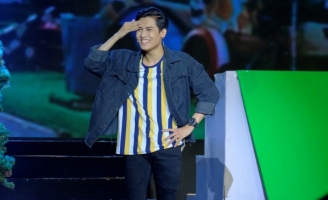 “Điều kỳ diệu” của Mậu Đạt được Nam Thư cho điểm tuyệt đối tại Cười Xuyên Việt 2020