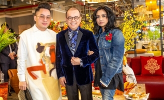 Diva Thanh Lam, Tùng Dương rạng rỡ tại tiệc trà đầu năm cùng doanh nhân Dương Quốc Nam