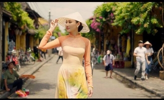 Đoàn Hồng Trang đang làm tốt vai trò sứ giả văn hoá, du lịch Việt Nam ở Miss Global 2022