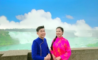 Đoan Trường xúc động hội ngộ 