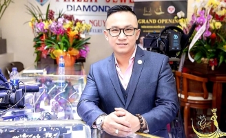 Doanh nhân - Nghệ nhân Tattoo Aaron Nguyễn và niềm đam mê với trầm hương.