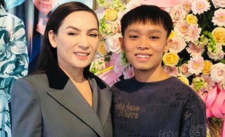 Đòi nữ CEO xin lỗi vì đã vu oan Phi Nhung bóc lột Hồ Văn Cường