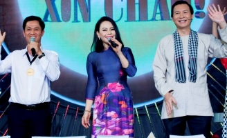 Đông Đào bất ngờ với khả năng sáng tác không kém nhạc sĩ của nông dân 