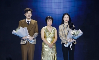 Dược sĩ Tiến – Hương Giang đồng hành cùng Miss Universe Vietnam 