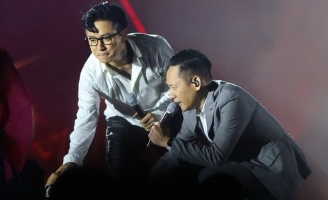 Duy Mạnh tuyên bố trả lại 100 triệu đồng sau đêm nhạc