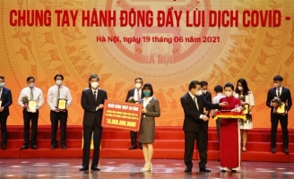 Geleximco và ABBANK trao 20 tỷ đồng đóng góp cho  Quỹ vaccine phòng Covid-19 