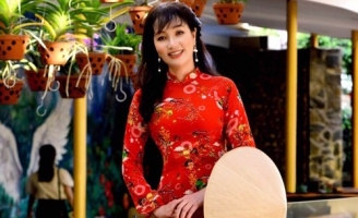 Giáo viên - Doanh nhân Trần Thị Hải Đường: Người “nặng tình” với tà áo dài dân tộc