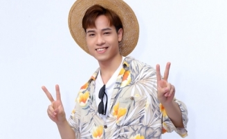 “Giọng ca lãng tử” Quân Pino thừa hưởng dòng máu nghệ thuật chèo từ mẹ - NSƯT Thanh Nhàn