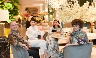 Hà Kiều Anh lần đầu làm MC tại Hoàng Nam Group