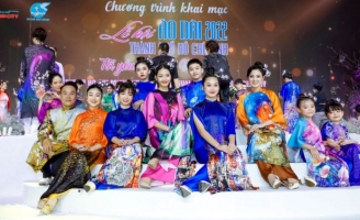 Hàng trăm nghệ sĩ danh tiếng Việt diện Áo dài Việt Hùng trình diễn khai mạc Lễ hội Áo dài TP.HCM