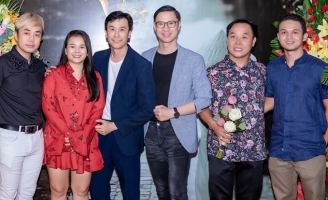 Hàng trăm nghệ sĩ hào hứng thưởng lãm “Nón Việt” của đạo diễn Lê Việt