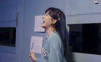 Hari Won trổ tài dạy “ca dao tục ngữ” Hàn Quốc cho Gil Lê, Tuấn Trần, Trương Quỳnh Anh