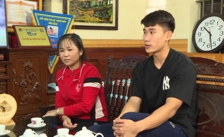 Hé lộ hành trình trở thành “anh hùng sân cỏ” ở tuổi 22 của Nhâm Mạnh Dũng