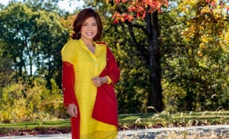  Hồ Lệ Thu với thần thái rạng ngời, yêu đời và đầy năng lượng