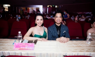 Hoa hậu Châu Ngọc Bích tất bật chạy 2 show một ngày cuối tuần