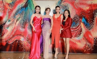 Hoa hậu Phương Triều vẫn tỏa sáng khi hội ngộ một dàn mỹ nhân tại sự kiện