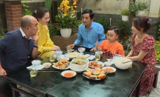  Họa sĩ ngoại cảm vẽ được chân dung người đã mất khiến Ngọc Lan bật khóc tại Gõ Cửa Thăm Nhà