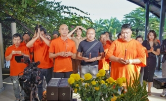 Hoàng Mập khai máy phim “Mật ngọt tựa khói sương” với một dàn diễn viên cực chất 