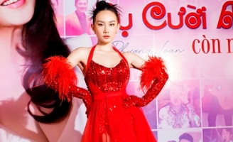 Hoàng Mỹ An hóa chim phượng hoàng, quyến rũ hết nấc tại sự kiện Việt Nam