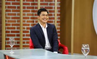 “Hoàng tử bolero” Phú Quí giải thích tin đồn “đường ai nấy đi” với ca sĩ đàn chị nổi tiếng