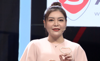 Học trò Đàm Vĩnh Hưng sợ bị “trục xuất” vì không giỏi tiếng Việt trong Thử thách bất ngờ