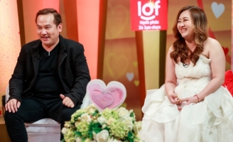 Hồng Vân - Quốc Thuận ngưỡng mộ với chuyện tình ‘không biên giới’ 