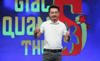 Hứa Minh Đạt “tái xanh mặt” vì món quà bất ngờ từ Lâm Vỹ Dạ