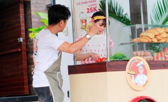 Hùng Thuận đau đớn trước tin vợ “vô sinh” trong Muôn Kiểu Làm Dâu