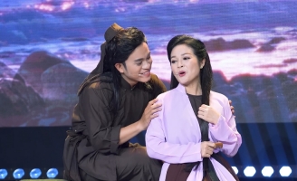 Hùng Vương và NSƯT Lê Hồng Thắm khiến cả trường quay xúc động với Hòn Vọng Phu  