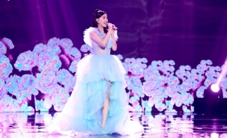 Hương Giang tiết lộ từng ghét Bảo Thy vì Bảo Thy…trắng và xinh  