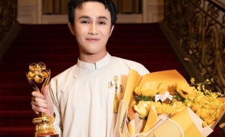 Huỳnh Lập nhận cúp Mai Vàng thứ 3 với chiến thắng hạng mục “Diễn viên hài”