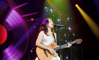 Khán giả bùng nổ cảm xúc với liveshow My Soul của Mỹ Tâm tại Mỹ