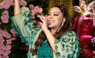 Khán giả dành tặng “lời có cánh