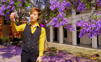 Khôi Nguyên – Chàng ca sĩ đầu tiên phát hành MV về Phượng tím Đà Lạt