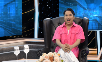 Kính Đa Chiều: Bầu sô Gia Huy SuSu sở hữu đoàn lô tô gần 100 diễn viên