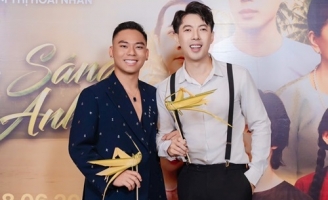 Kris chọn làm nhà sản xuất để  