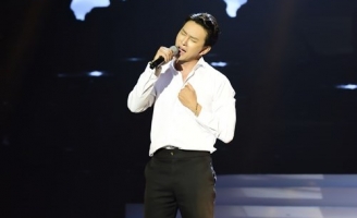 Kỳ Nam khoe giọng đầy cảm xúc với ca khúc kinh điển Chị Tôi tại Tình Bolero 2022