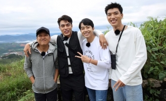 Lê Dương Bảo Lâm làm thơ, ai nghe cũng muốn ngẩn ngơ  