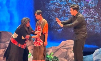 Lê Nguyễn Tuấn Anh tái dựng 