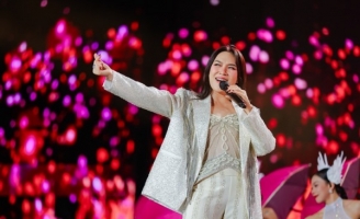 Live concert 40 nghìn khán giả của Mỹ Tâm tại Hà Nội