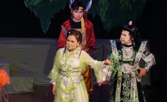 Long Lân Quy Phụng của đạo diễn Bạch Long tái diễn ấn tượng