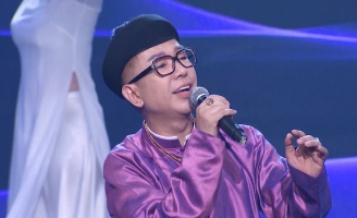 Long Nhật bật mí không dám hát lại hit của Quang Linh  