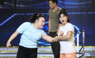 Lọt vào top 9, Phạm Huyền Trâm khiến khán giả cười ngả nghiêng với Món quà của mẹ