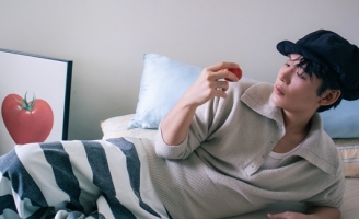 Lục Huy trở lại với “Nhẹ Nhàng Va Vào Nhau”, khép lại một chương thanh xuân