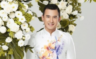 Lương Thế Thành gợi ý áo dài cho các chàng trai trẻ