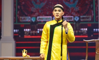 Lương Vĩ cạo trọc tóc cho đêm thi quyết định