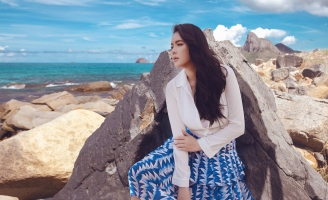 Lý Nhã Kỳ thích thú với vẻ đẹp Côn Đảo