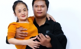 Mảnh Ghép Hoàn Hảo: Người mẹ tí hon lựa chọn đổi mạng sống để có được đứa con