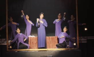 Mạnh Quỳnh “hứa” sẽ giữ điểm 10 cho “nàng thơ” Tú Tri  